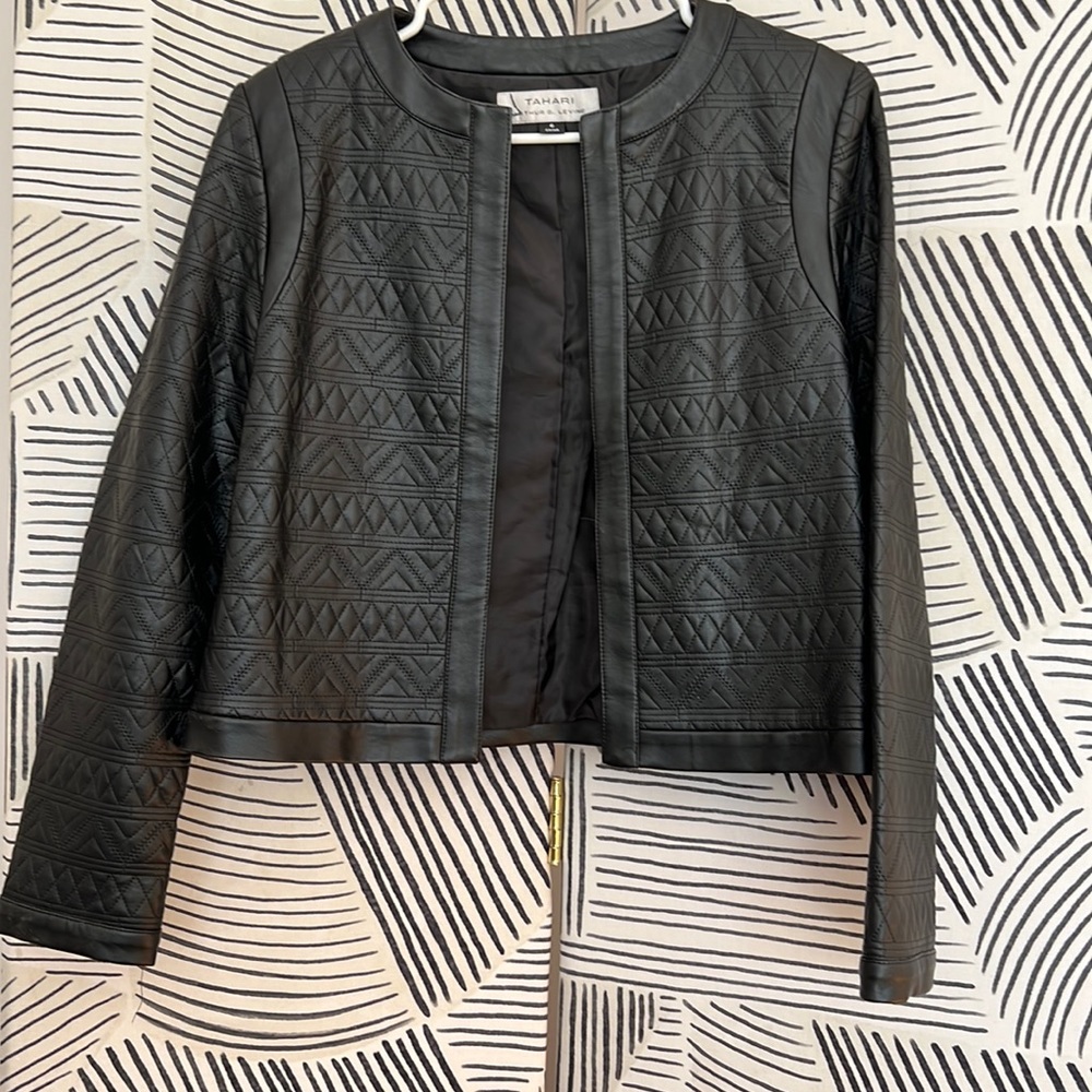 Tahari black leather jacket medium